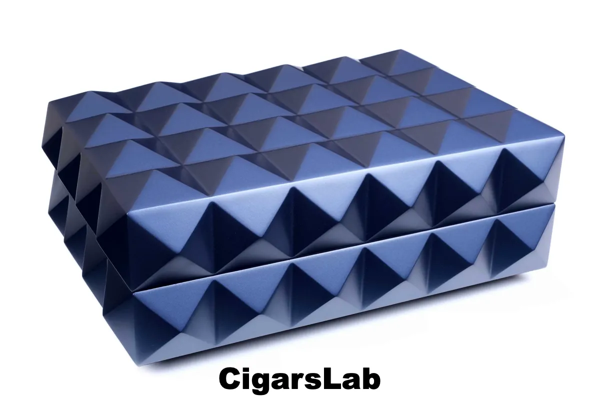 Хьюмидор Colibri Quasar на 40 сигар, Синий лак Navy