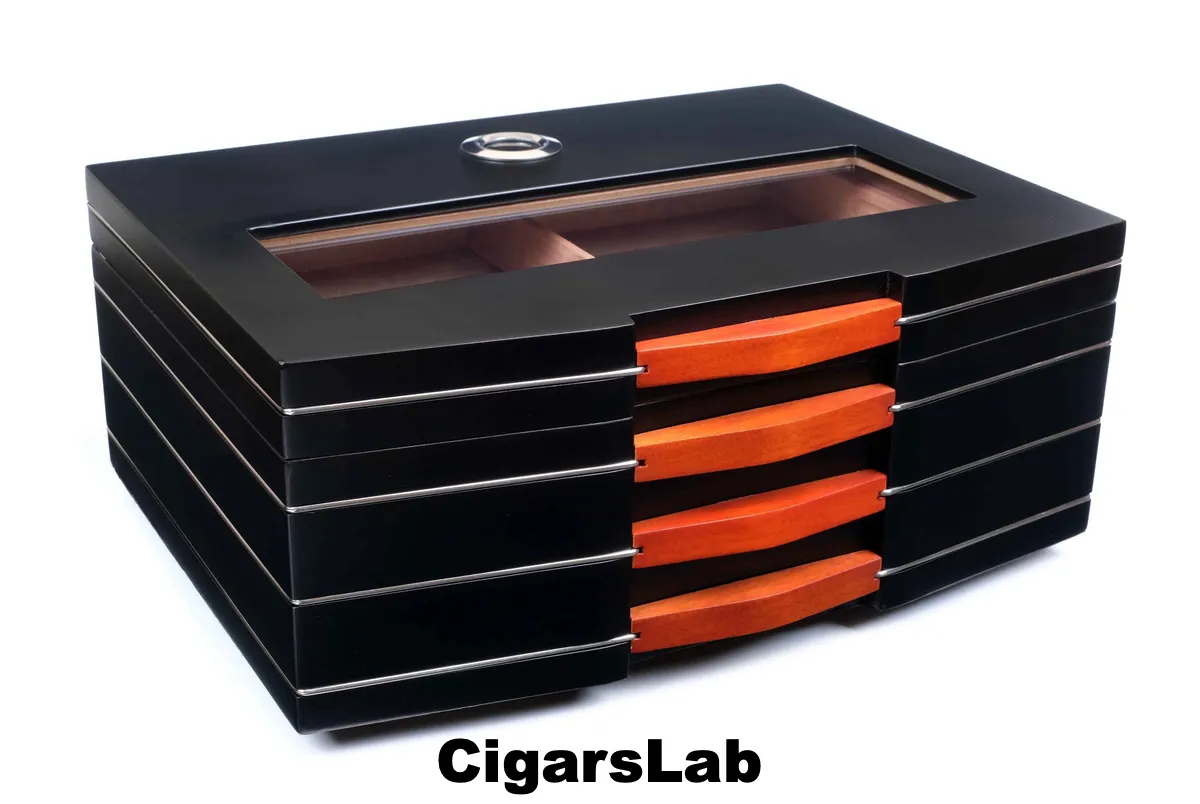 Хьюмидор Lubinski на 70 сигар со стеклом, Черный лак